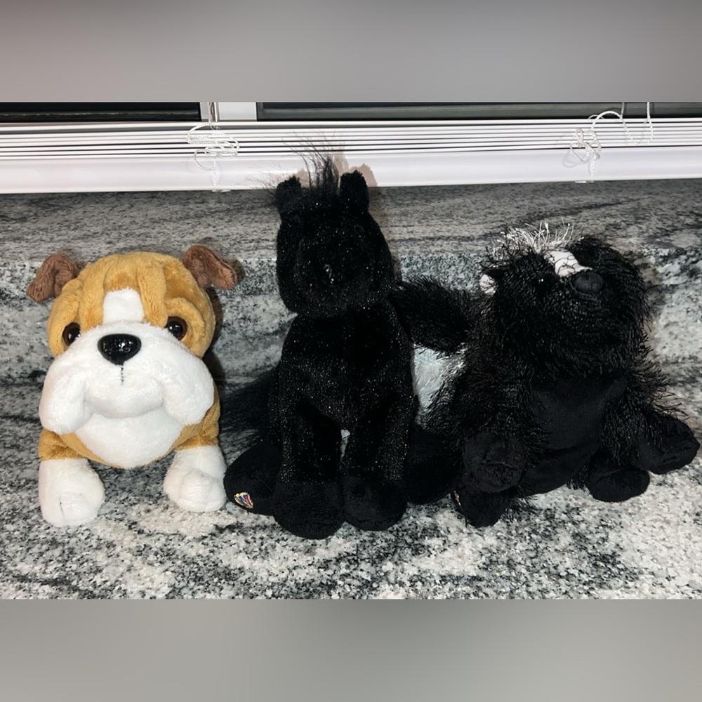 Webkinz- Dog, Black Horse, Skunk